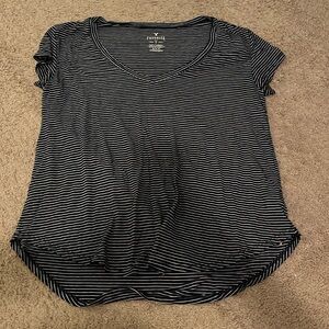 American Eagle “Favorite T” Medium
